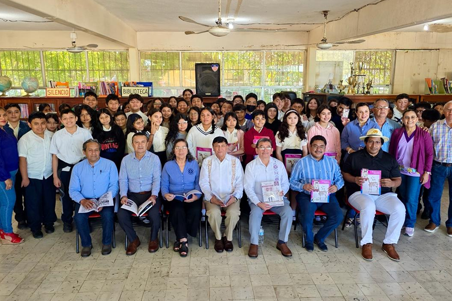 conmemoran-centenario-de-la-educación-secundaria-con-maratones-de-lectura-2