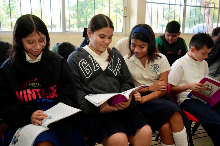 conmemoran-centenario-de-la-educación-secundaria-con-maratones-de-lectura
