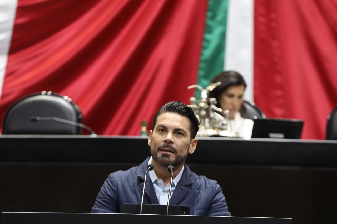 El diputado Christian Castro respalda la reducción de la jornada de trabajo a 40 horas, exigiendo dos días de descanso real y una transición responsable