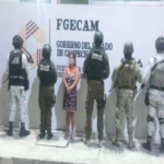 Golpe al narcomenudeo en Carmen, mujer asegurada tras cateo - Carxcter Campeche