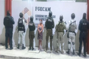 Golpe al narcomenudeo en Carmen: Mujer asegurada tras cateo