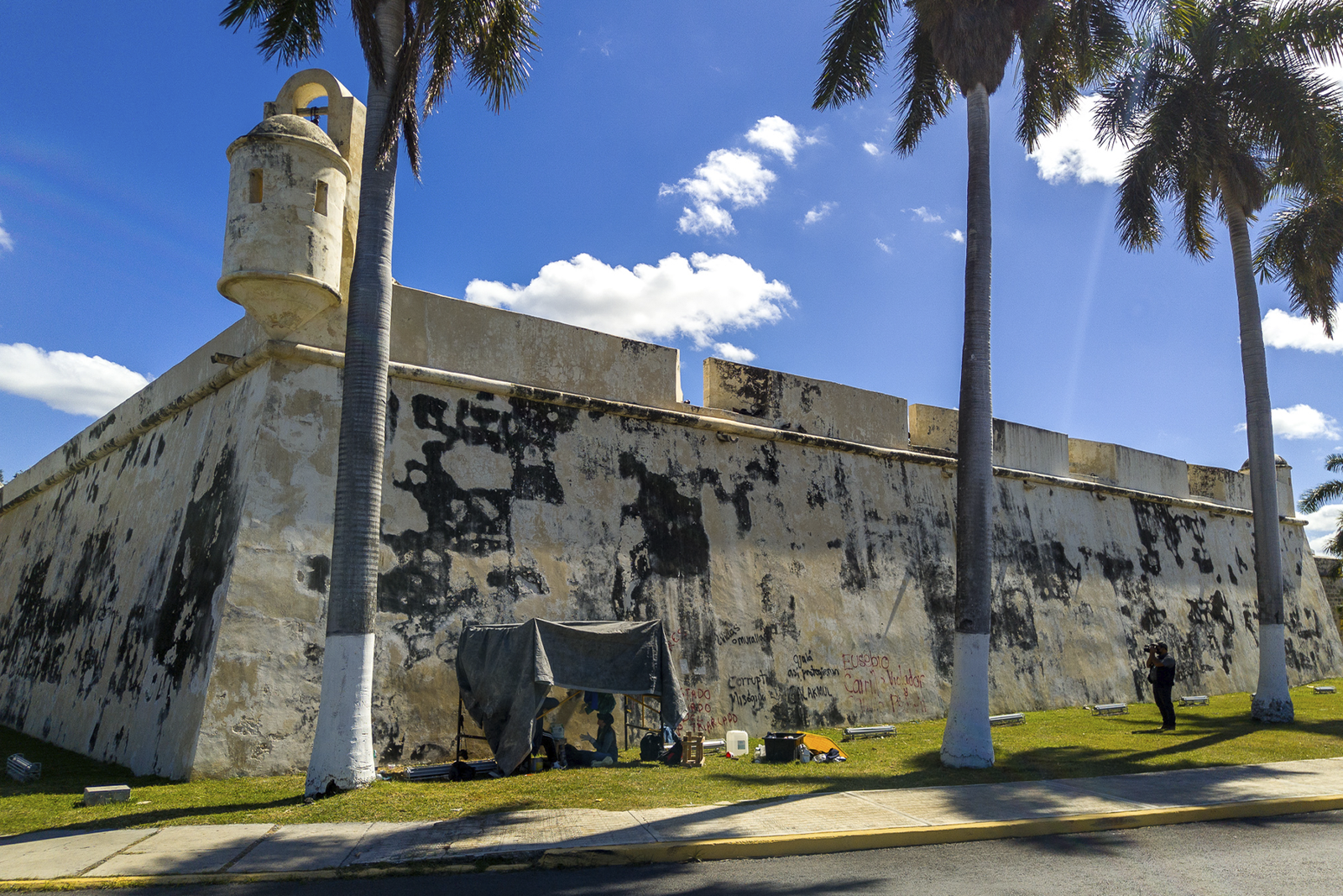 INAH restaura Baluarte intervenido el 8M - Carxcter Campeche