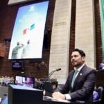 El diputado federal Christian Castro Bello rindió homenaje al Ejército Mexicano, a la que calificó como “pilar fundamental de nuestra historia y de nuestra identidad nacional”.