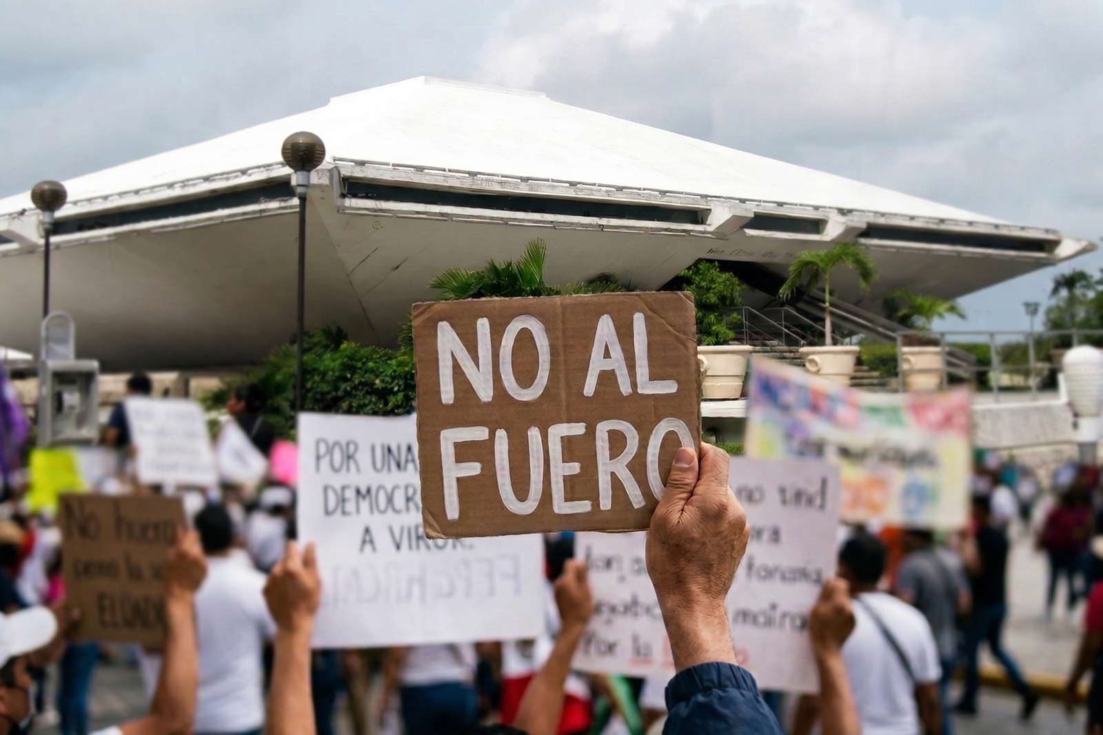 Ayuntamientos de Campeche no avalaron el regreso del fuero constitucional - Carxcter Campeche