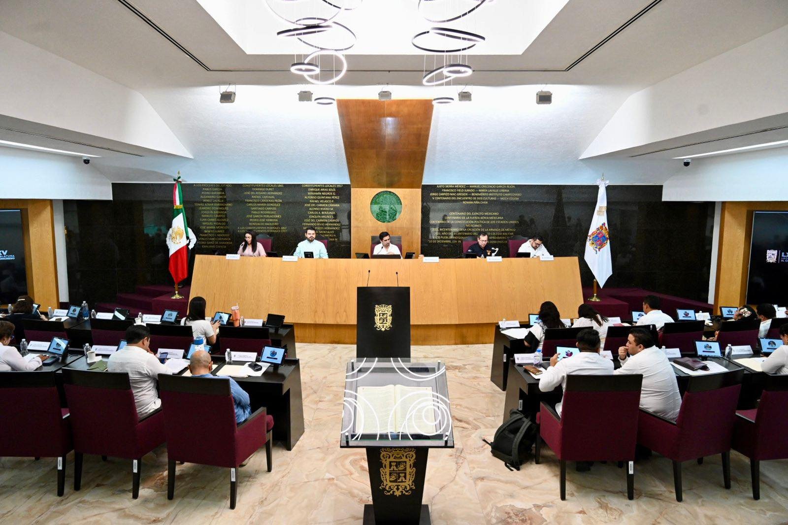 El Congreso de Campeche aprueba reformas clave para fortalecer el sector pesquero, la transparencia en la Fiscalía y el apoyo a mujeres campesinas