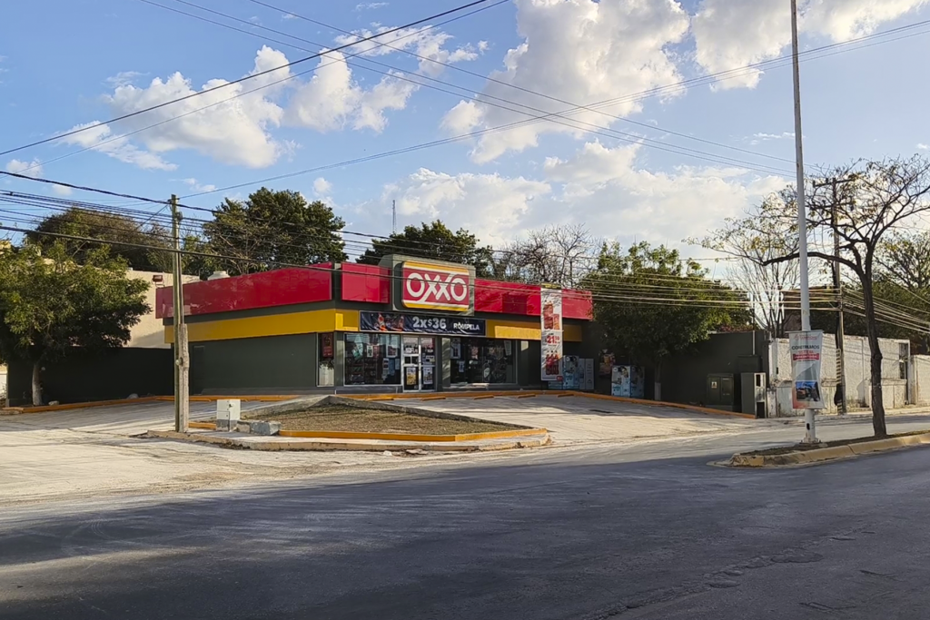 Oxxos ya no cerrarán en Campeche - Carxcter Campeche