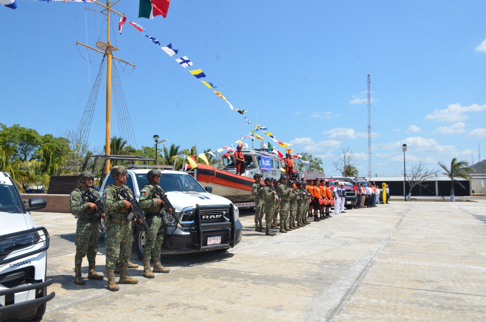 La Secretaría de Marina pone en marcha Operación Salvavidas