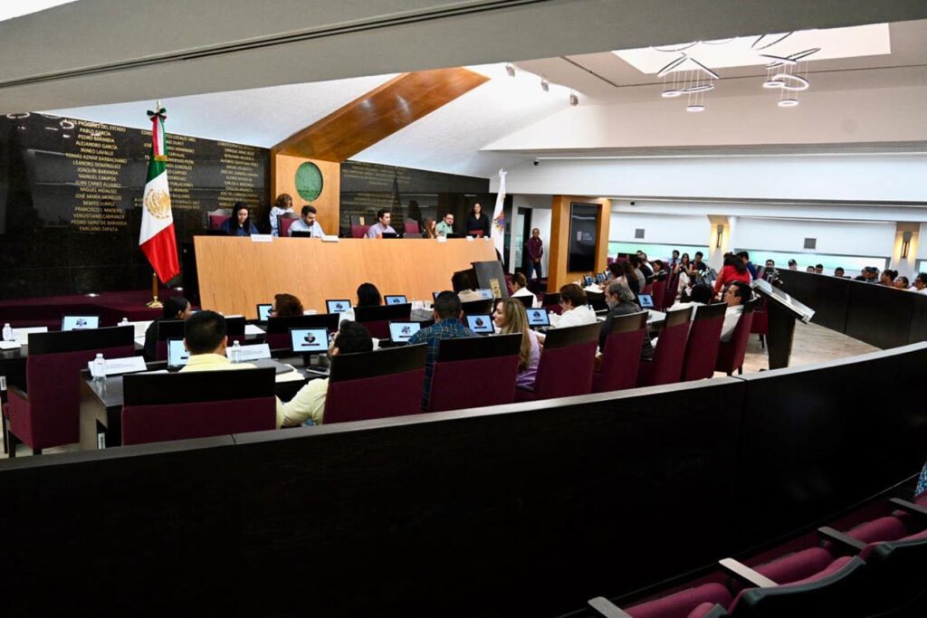 Congreso de Campeche recortó recursos al IEEC - Carxcter Campeche