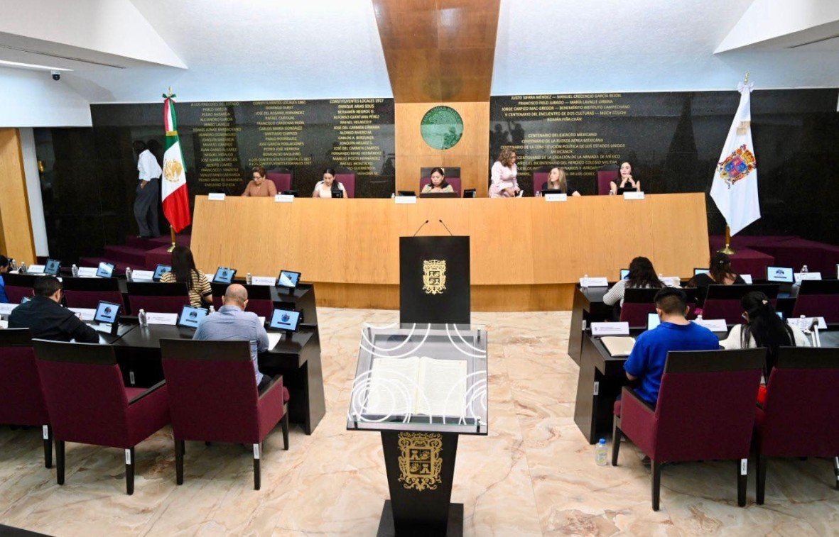 , las y los diputados del Honorable Congreso del Estado de Campeche avalaron diversas reformas legales y exhortos de salud