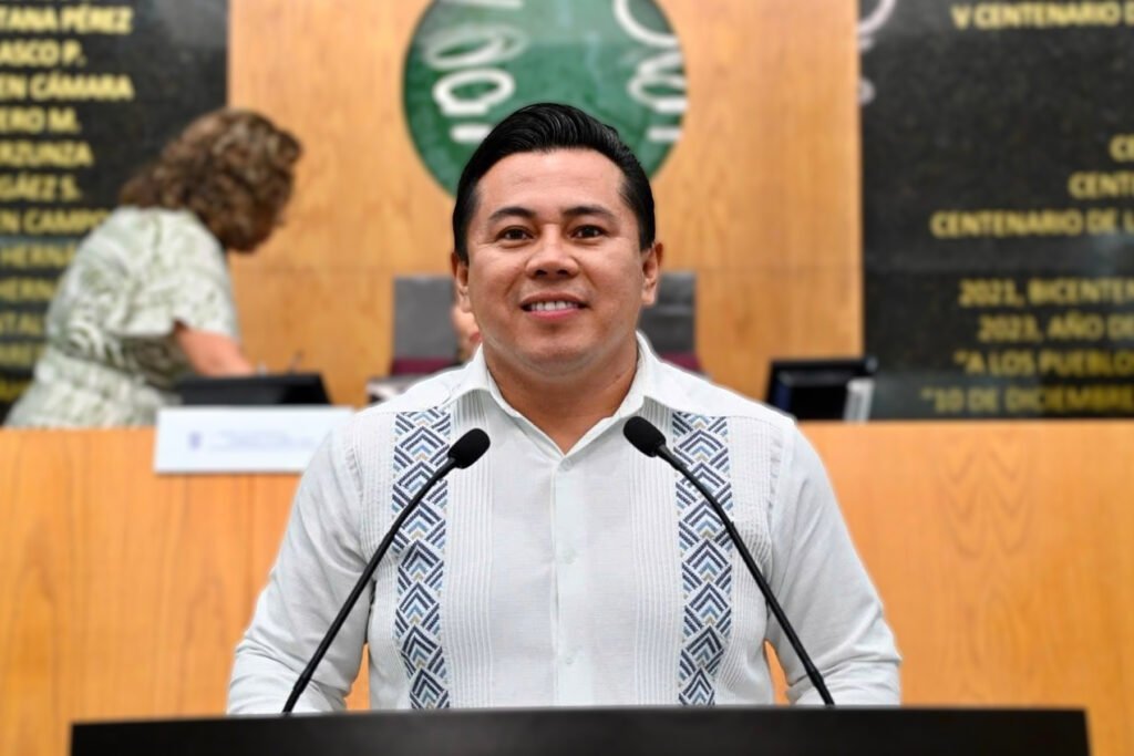 Carlos Ucán el primer líder morenista que sueña con el 2027 - Carxcter Campeche
