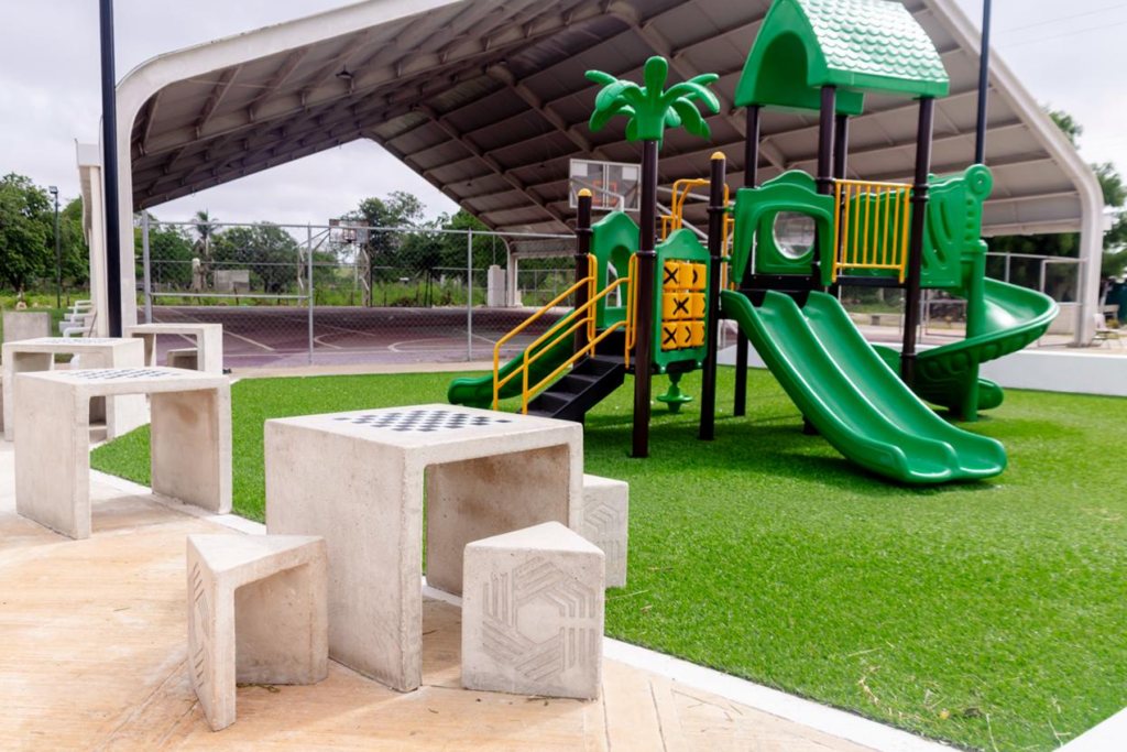Entrega gobernadora parque en San Miguel Allende - Carxcter Campeche