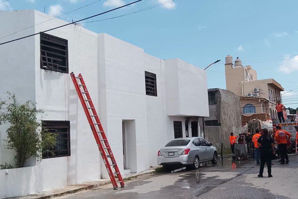 Bomberos de Campeche respondieron de manera oportuna - Carxcter Campeche
